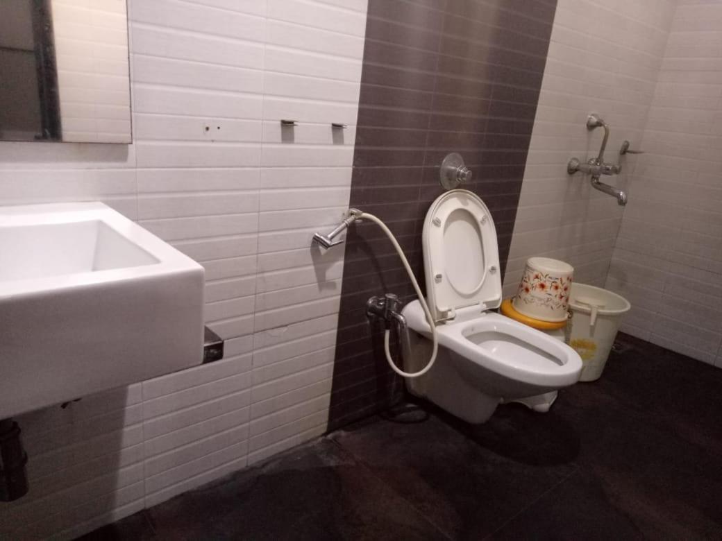 Hotel Sharda Mumbai Luaran gambar